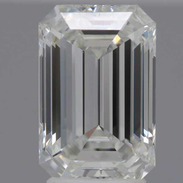 3.05CT. GIA Emerald Cut I-VS2 Natural Diamond