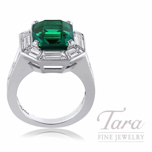 Extraordinary Platinum Emerald Diamond Ring 5.89CT Emerald, 4.03TDW