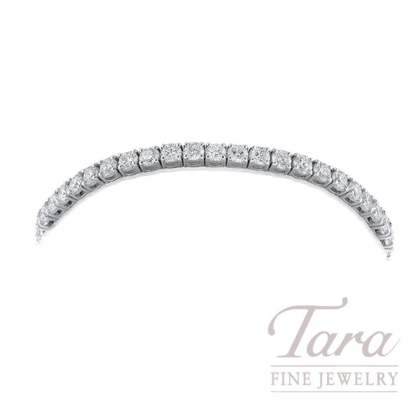 18K White Gold Diamond Tennis Bracelet, 44 Round Diamonds, 9.21TDW