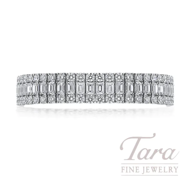 18K White Gold Diamond Bracelet, 136 Diamonds 36.79TDW
