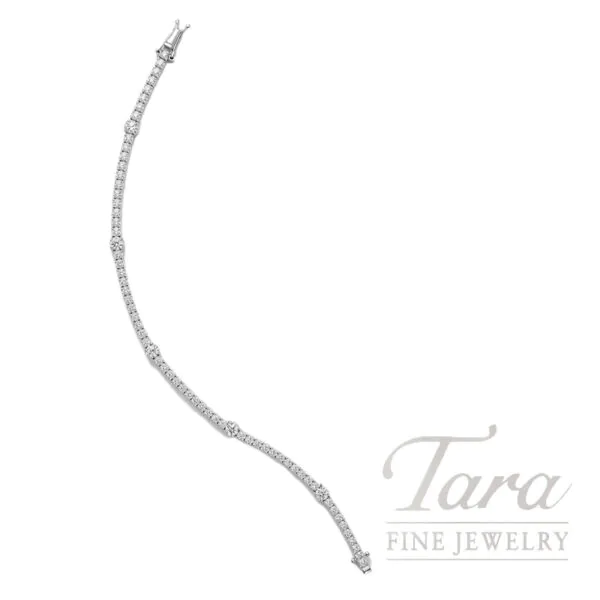 18K White Gold Diamond Bracelet, 4.16TDW