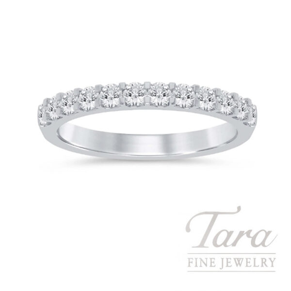 18K White Gold Diamond Wedding Band with 0.50TDW Round Diamonds