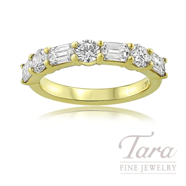 18K Yellow Gold Round and Emerald Cut Diamond Band